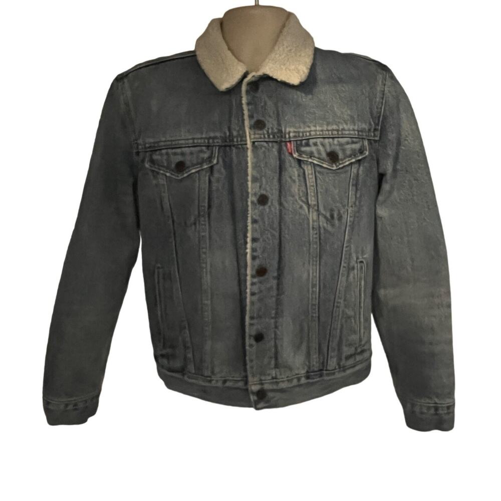 Levis Relaxed Denim Sherpa Lined Snap Mens Trucker Jacket Medium Flap Pockets